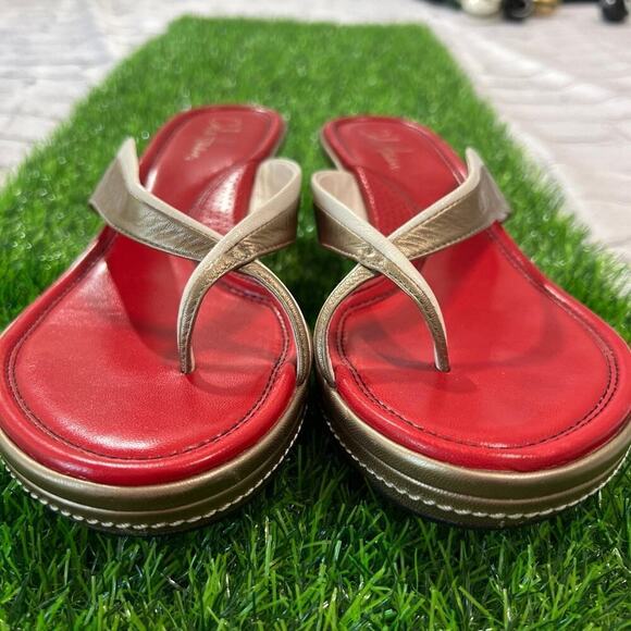 Cole Haan Laetitia Nike Air Thong Sandal Anthracite Patent & Leather 8AA Narrow - Picture 2 of 8